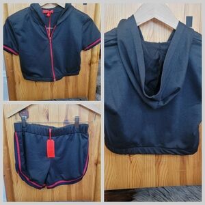 NEW Black w Red Hooded Zippered Short Set Size L